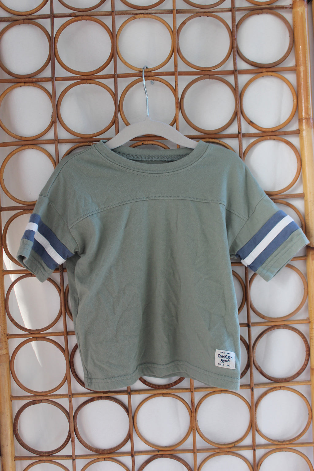 Oshkosh - T-shirt - 2T